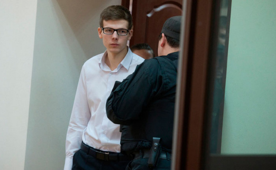 Мужчину будут судить за отпор уличным хулиганам Мужчину будут судить за отпор уличным хулиганам