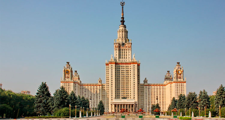 Каким должно быть образование адвоката?