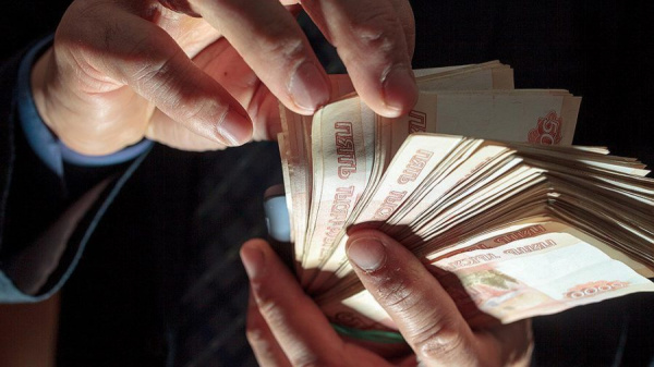 В 2018 году через банки было обналичено 170 млрд рублей
